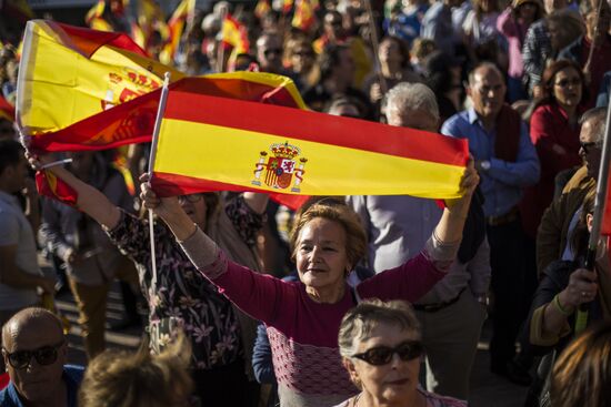Protest in Madrid against change of government