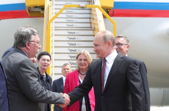 Vladimir Putin pays working visit to Austria