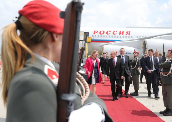 Vladimir Putin pays working visit to Austria