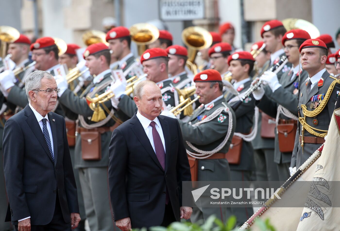 Vladimir Putin pays working visit to Austria