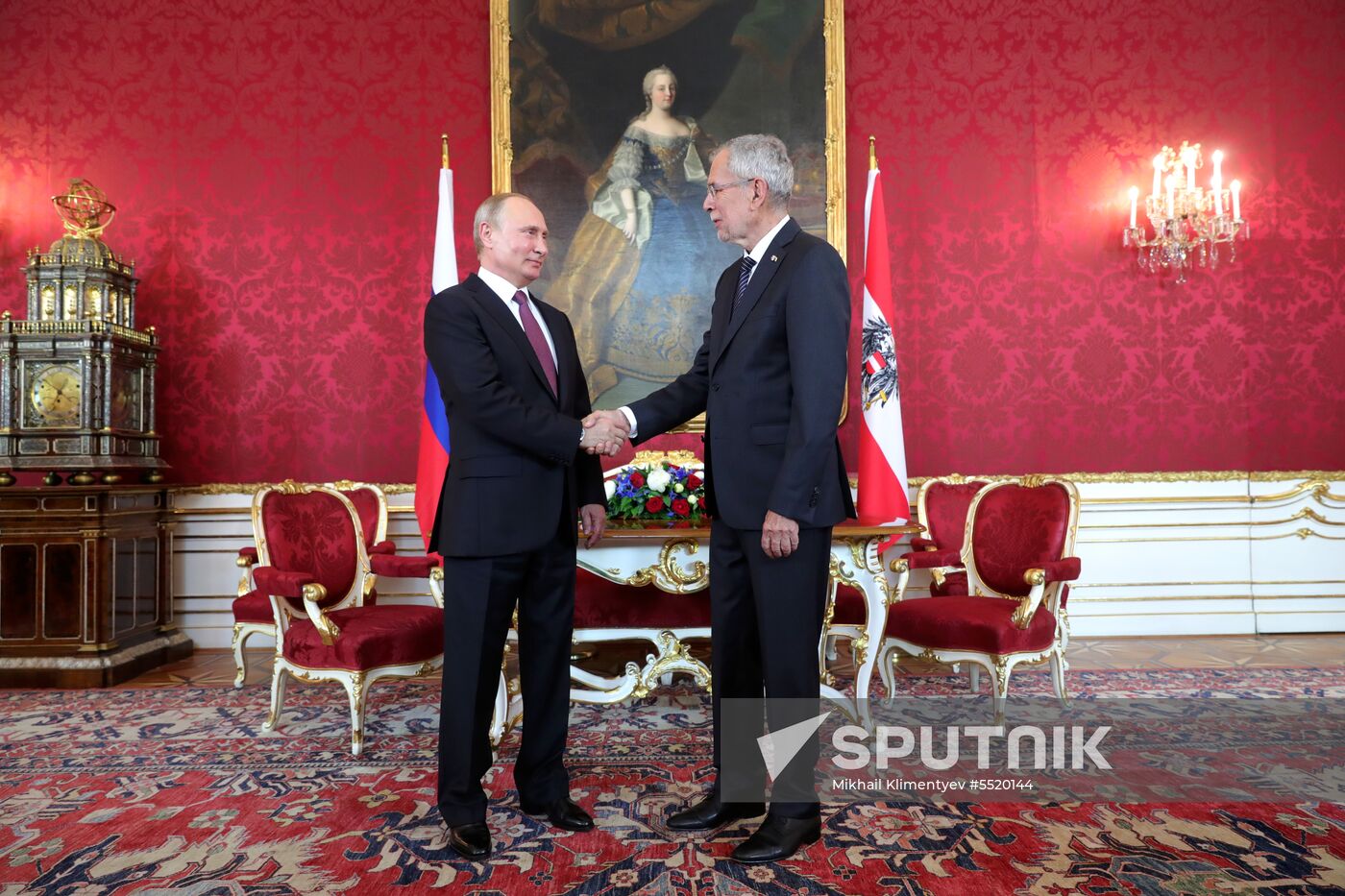 Vladimir Putin pays working visit to Austria