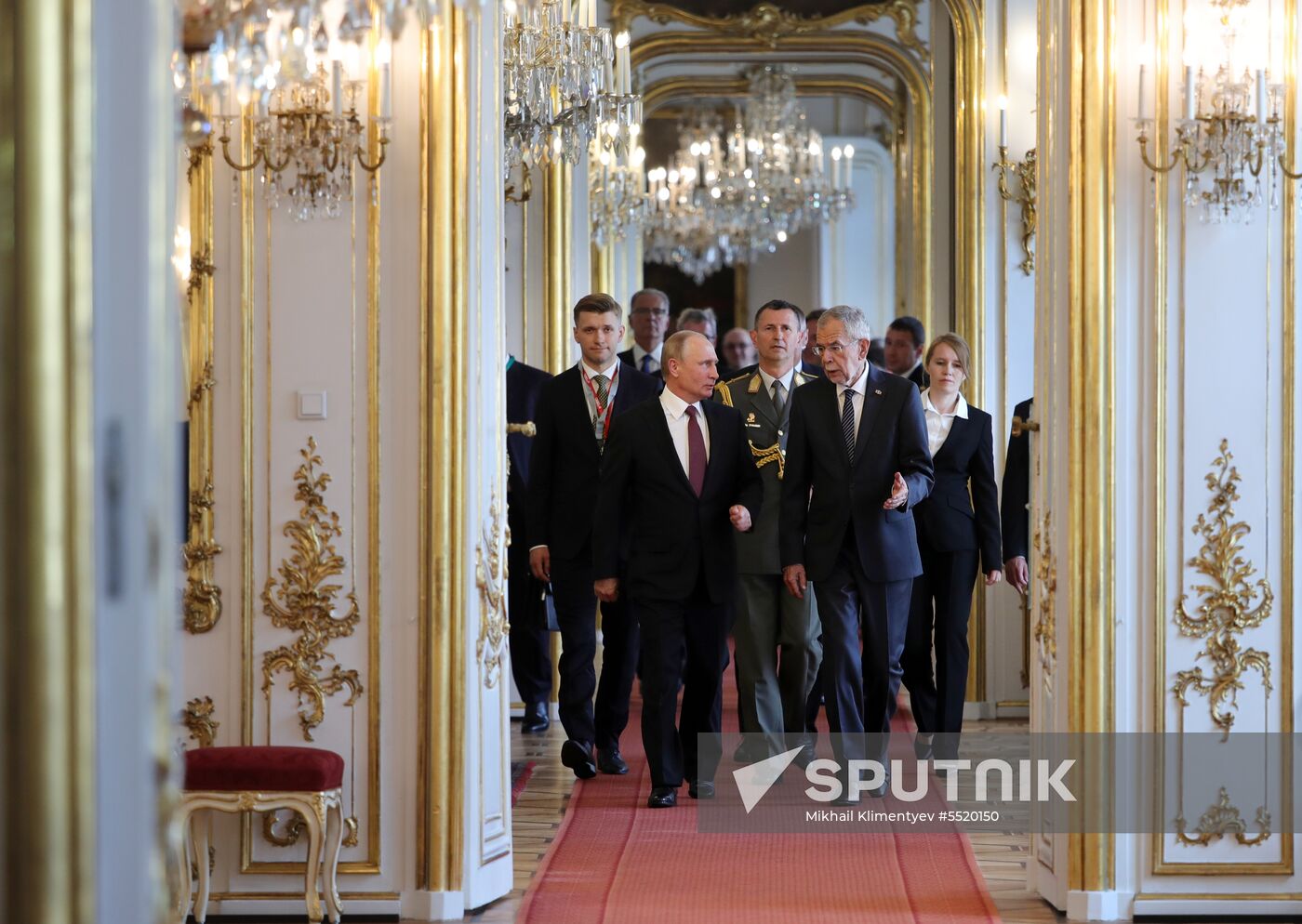 Vladimir Putin pays working visit to Austria