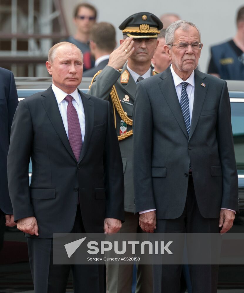Vladimir Putin pays working visit to Austria