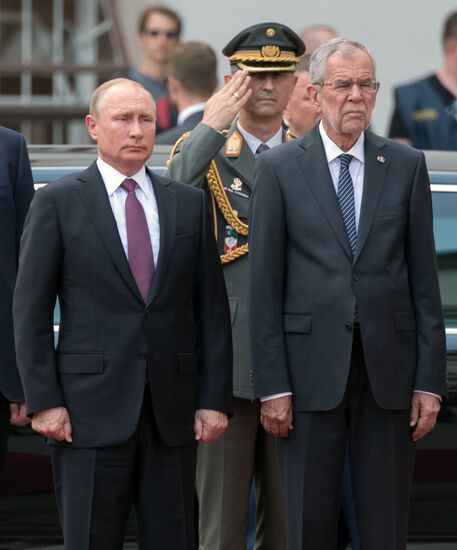Vladimir Putin pays working visit to Austria