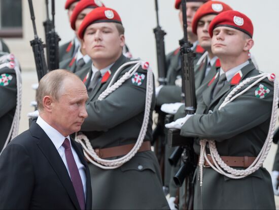 Vladimir Putin pays working visit to Austria