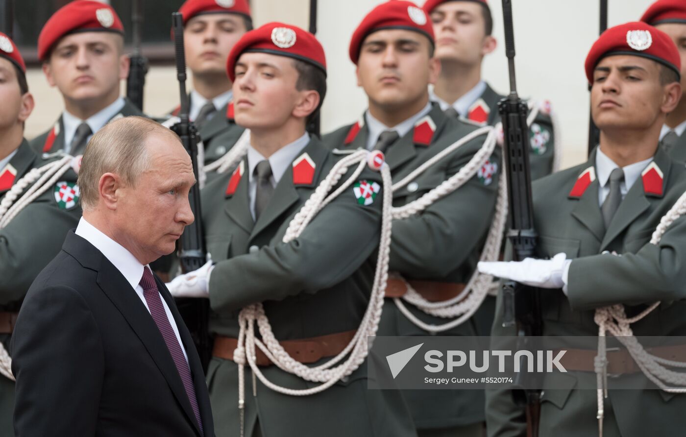 Vladimir Putin pays working visit to Austria