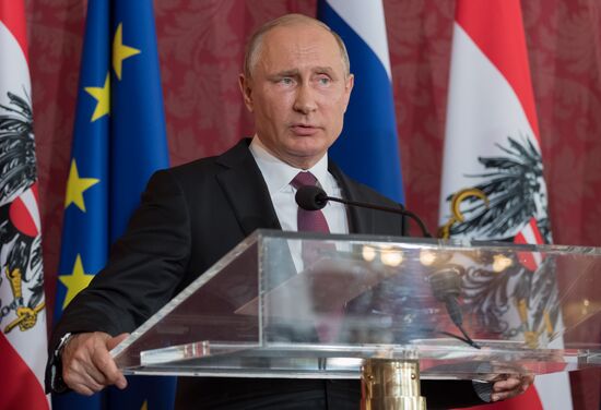Vladimir Putin pays working visit to Austria
