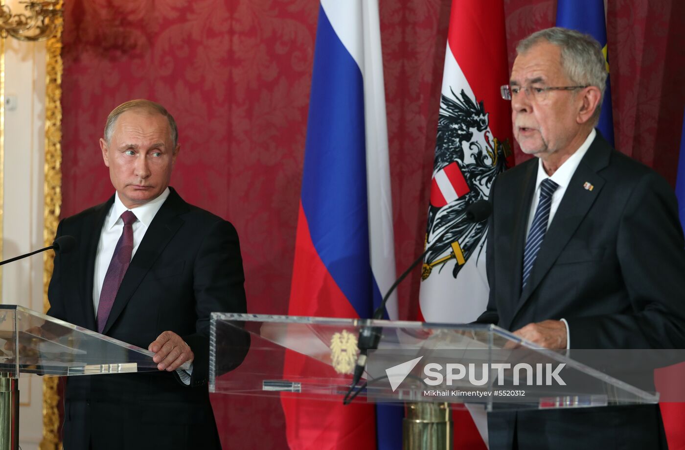 Vladimir Putin pays working visit to Austria