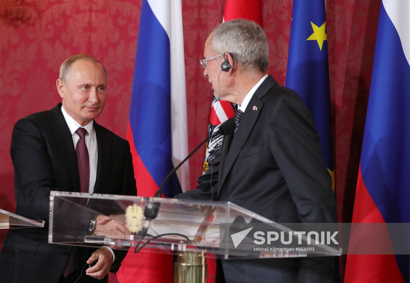 Vladimir Putin pays working visit to Austria