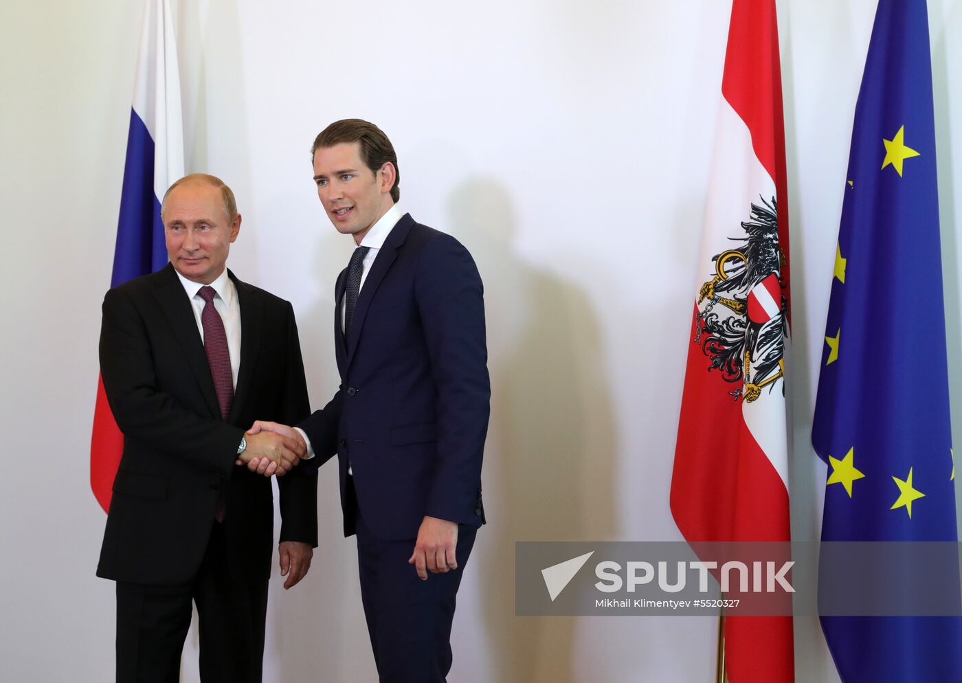 Vladimir Putin pays working visit to Austria