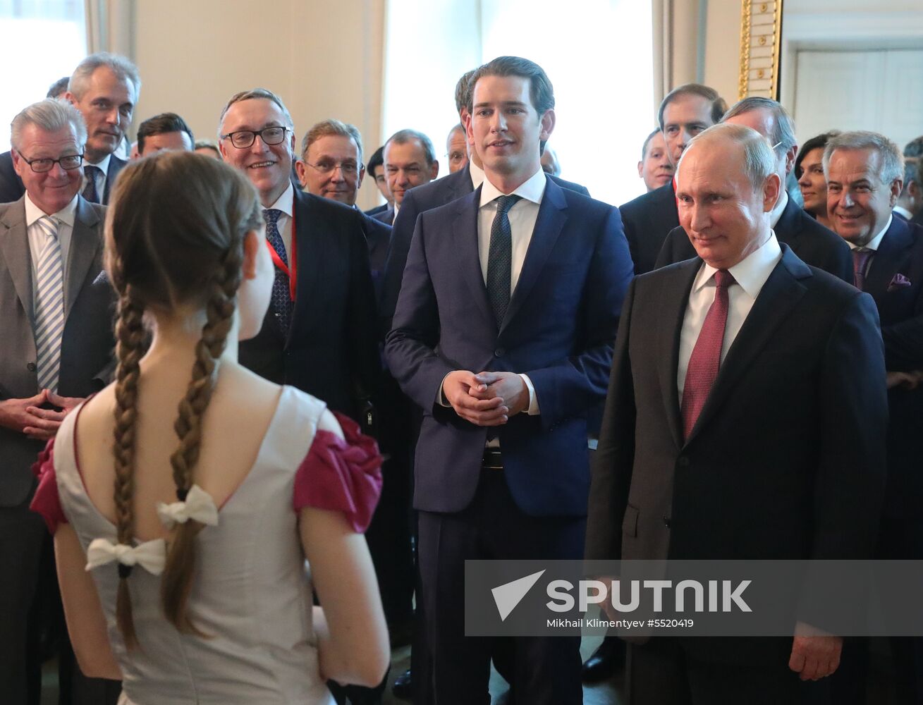 Vladimir Putin pays working visit to Austria
