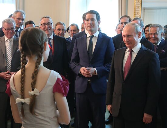 Vladimir Putin pays working visit to Austria
