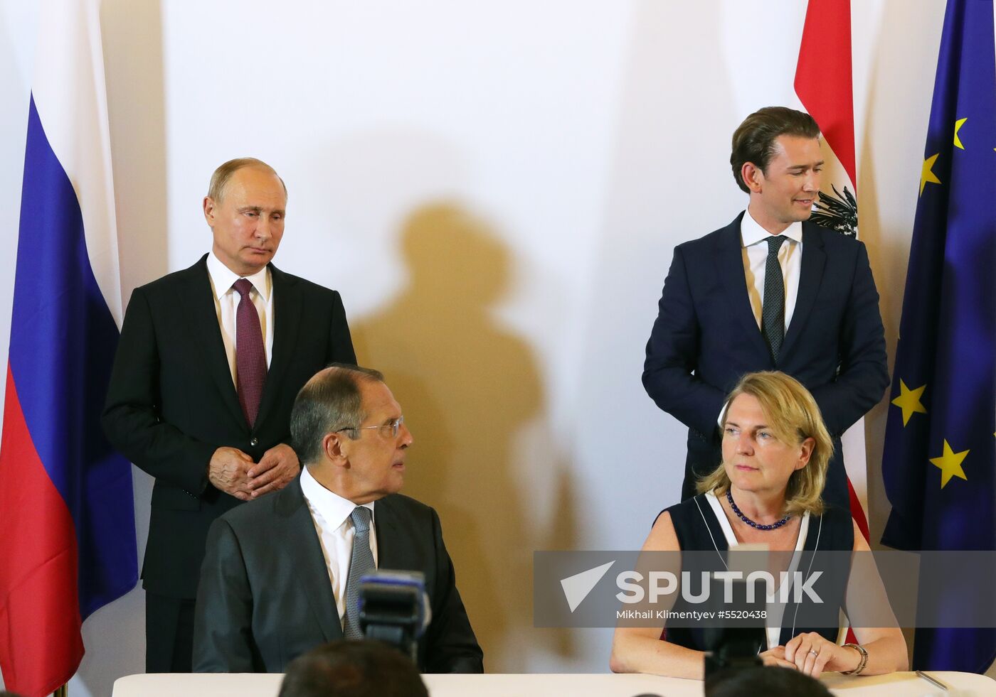 Vladimir Putin pays working visit to Austria