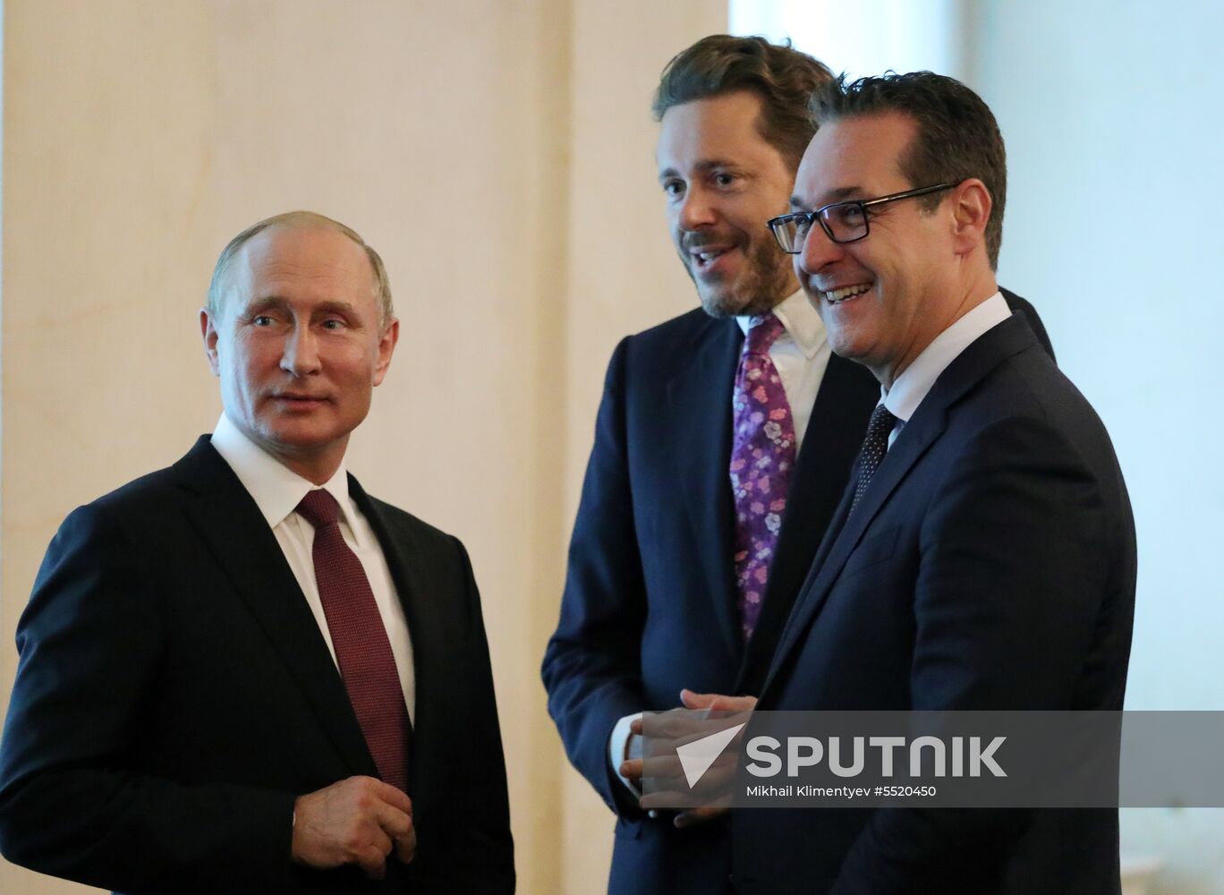 Vladimir Putin pays working visit to Austria