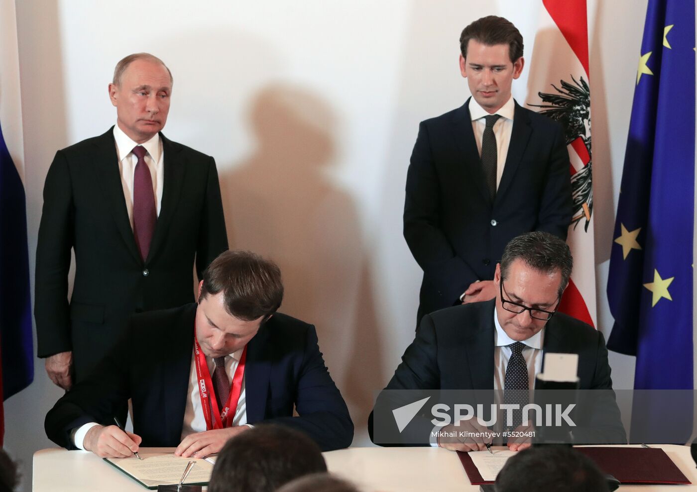 Vladimir Putin pays working visit to Austria