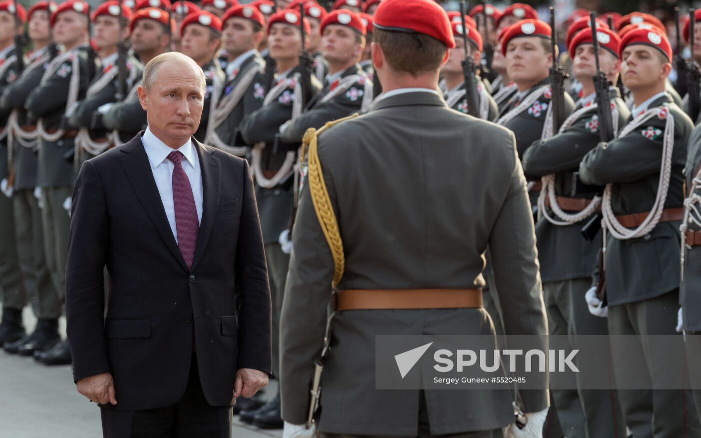 Vladimir Putin pays working visit to Austria