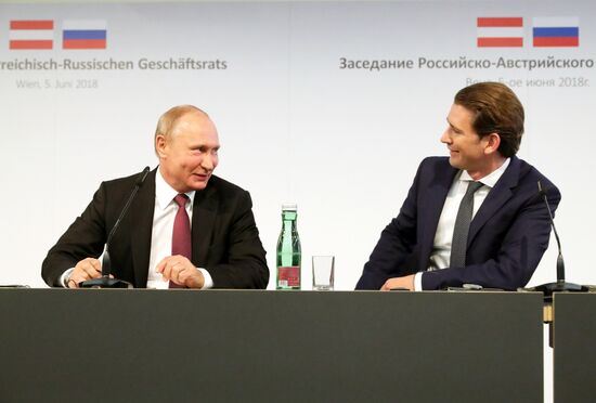 Vladimir Putin pays working visit to Austria