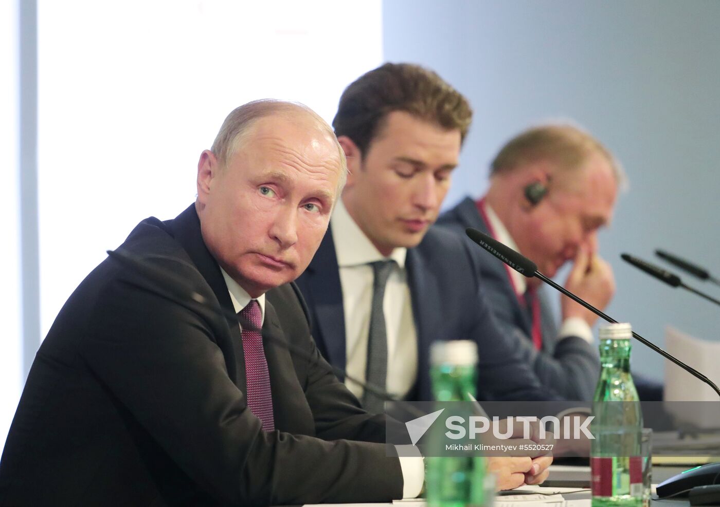 Vladimir Putin pays working visit to Austria