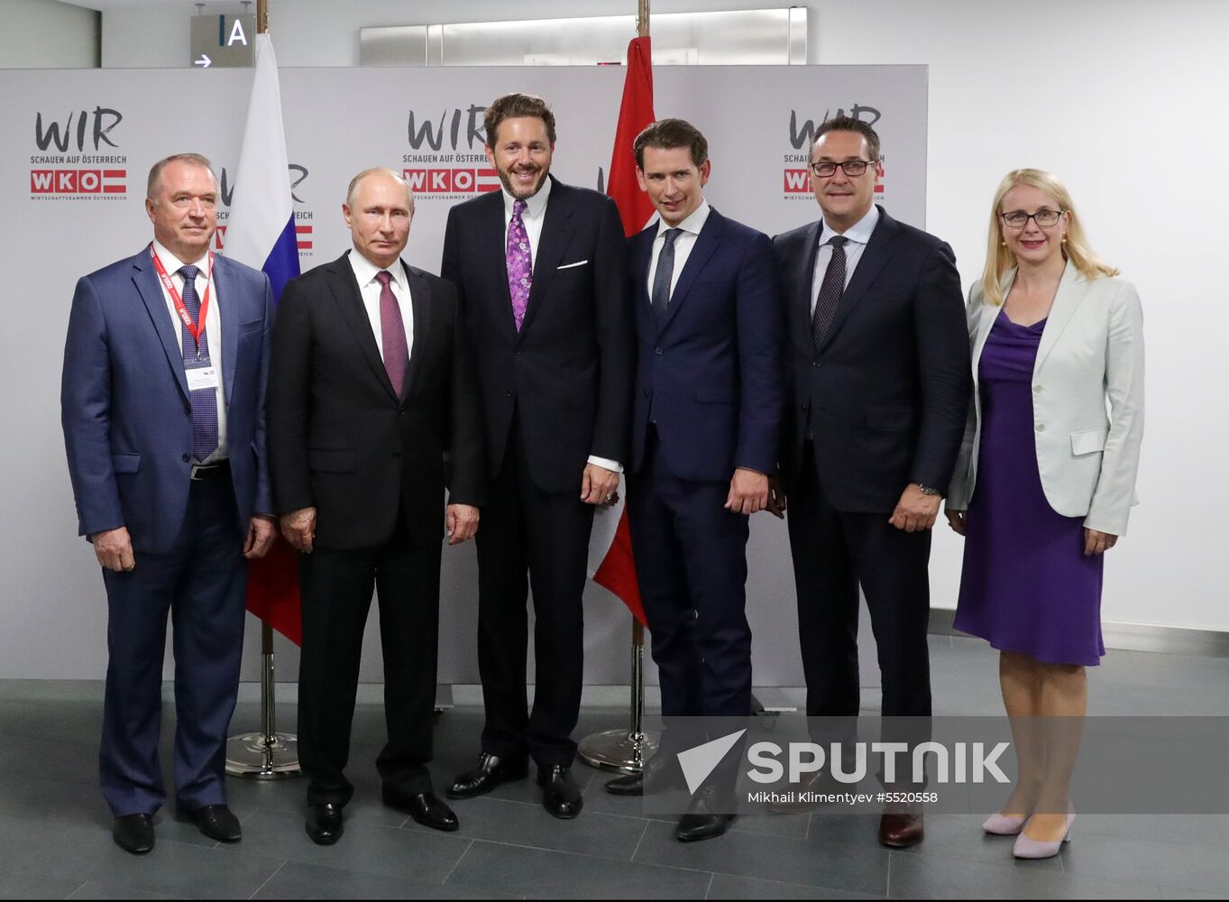 Vladimir Putin pays working visit to Austria