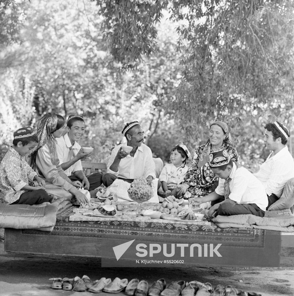 Uzbek family