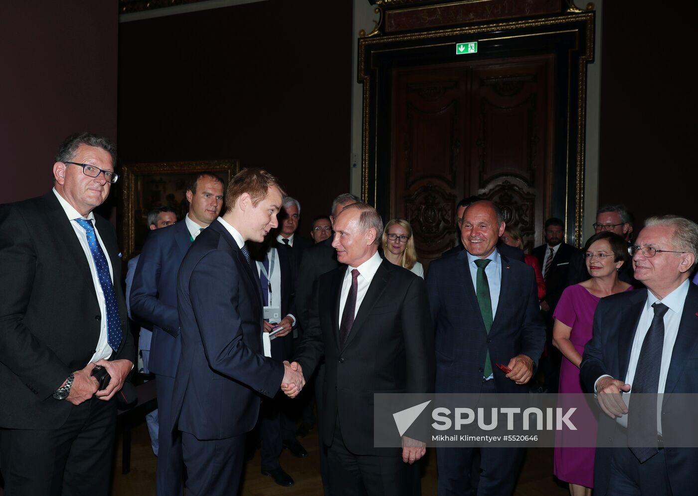 Vladimir Putin pays working visit to Austria