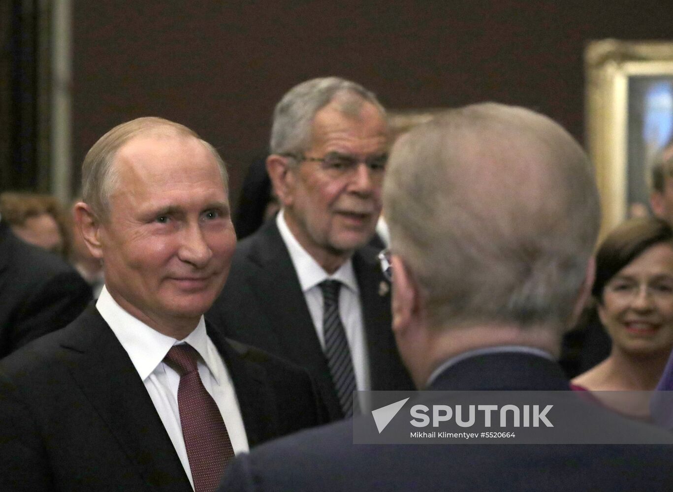 Vladimir Putin pays working visit to Austria