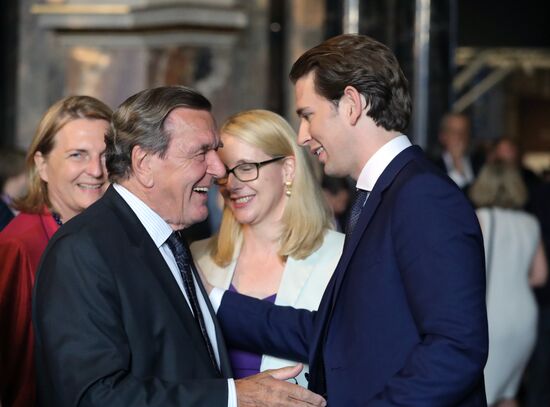 Vladimir Putin pays working visit to Austria