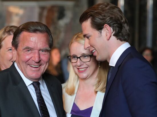 Vladimir Putin pays working visit to Austria
