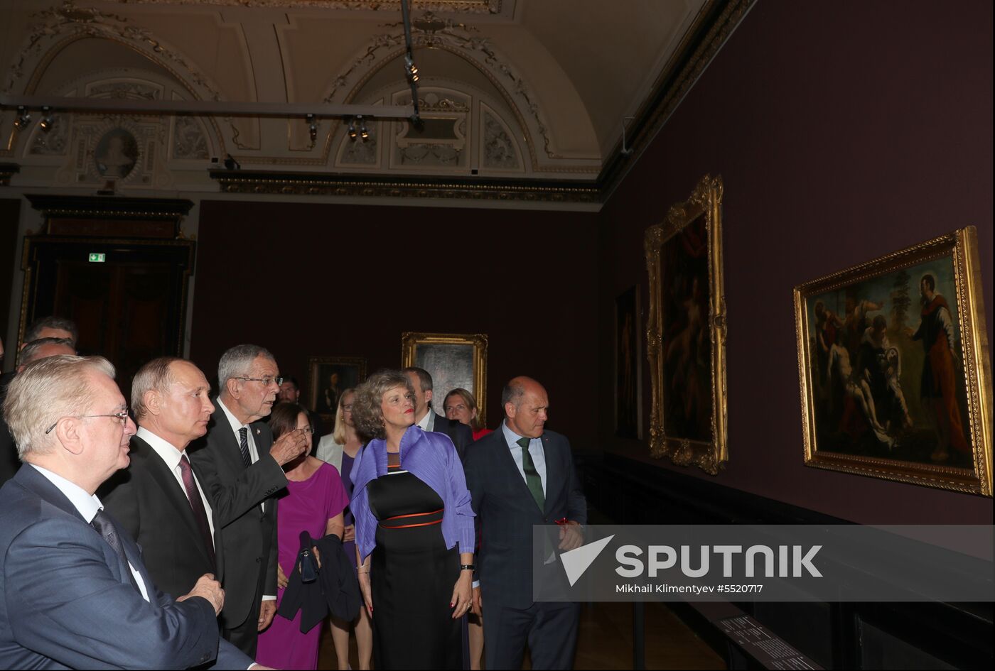 Vladimir Putin pays working visit to Austria