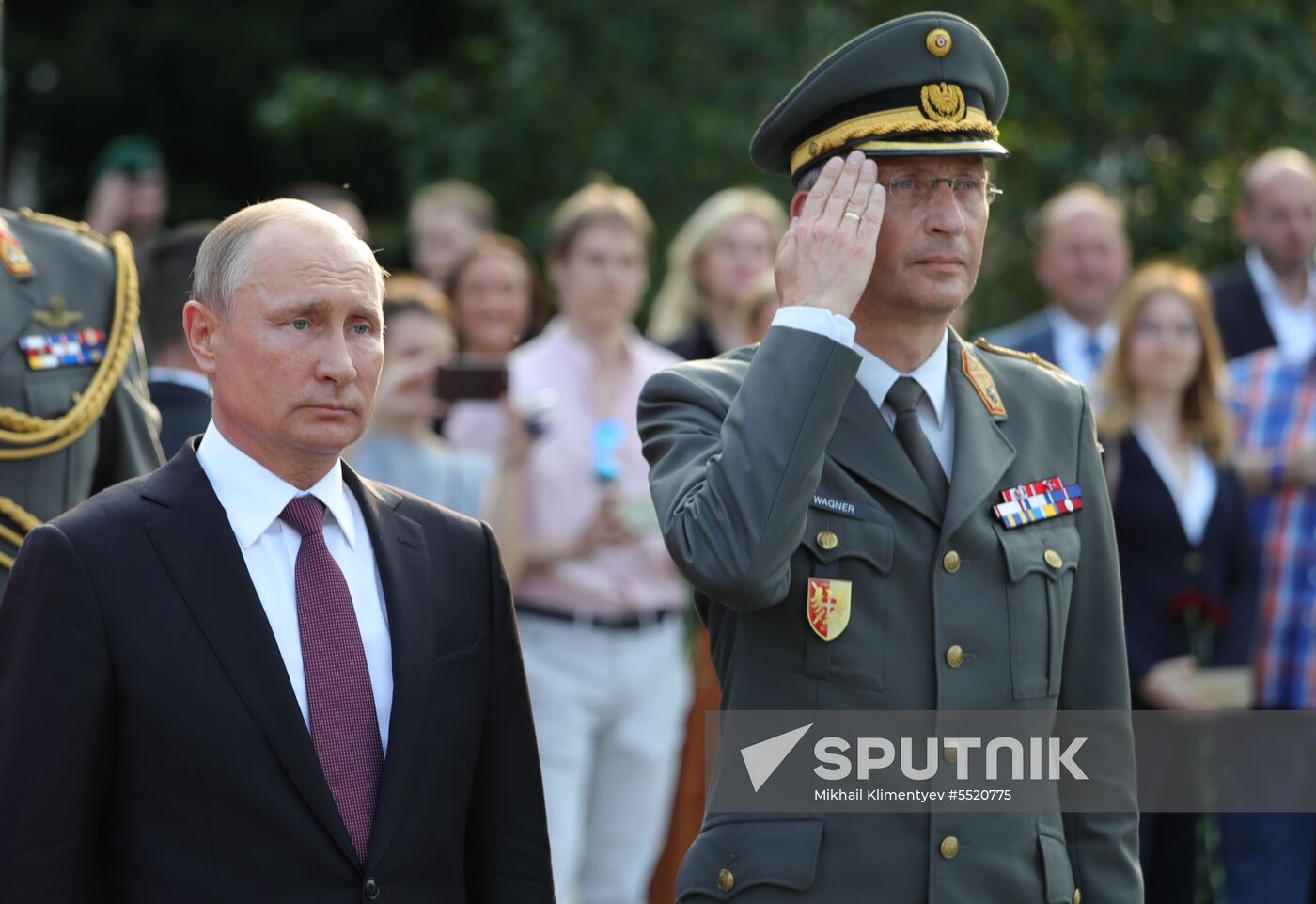 Vladimir Putin pays working visit to Austria