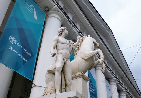 27th International Financial Congress. Day one