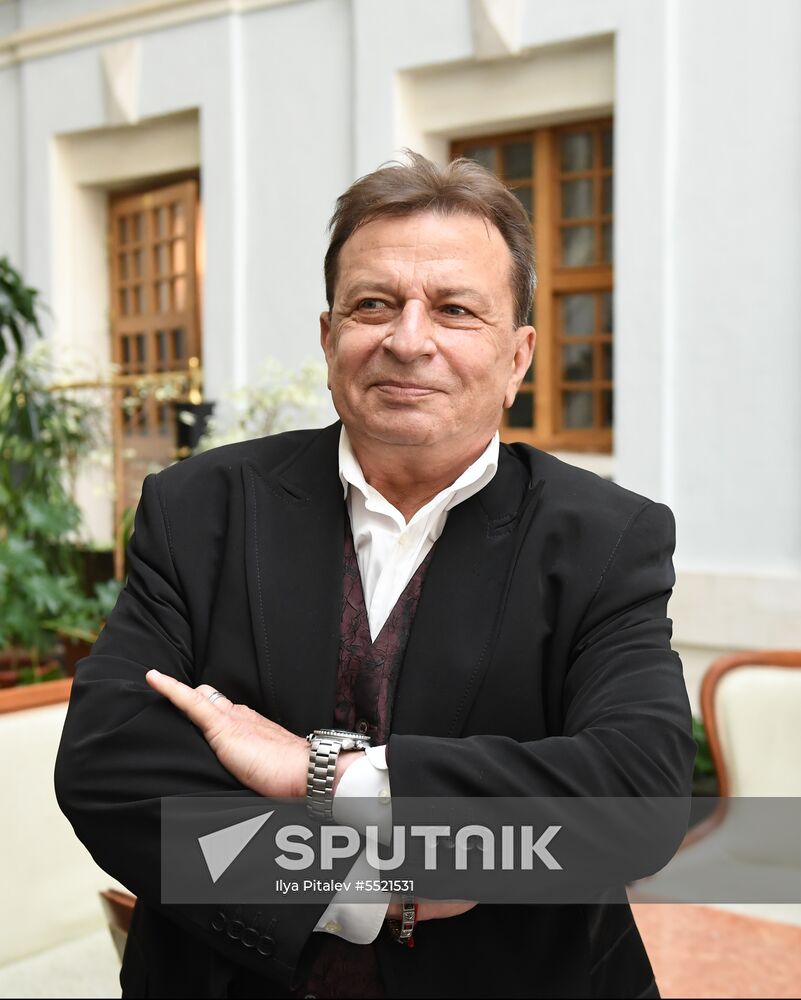 Awarding culture and arts workers