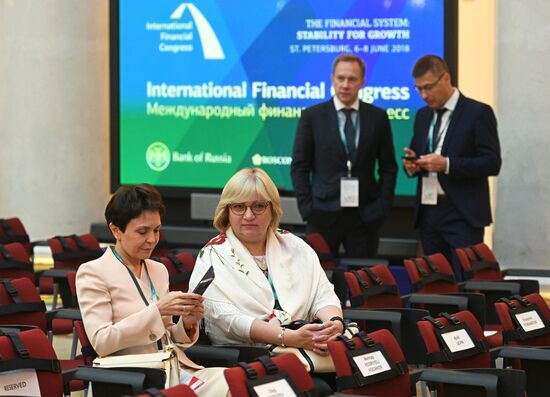 27th International Financial Congress. Day Two