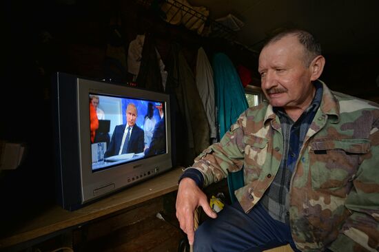 Live broadcast of Direct Line with Vladimir Putin
