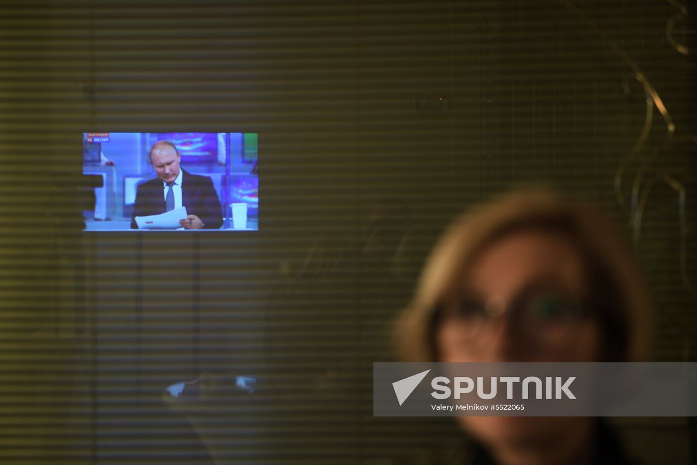 Live broadcast of Direct Line with Vladimir Putin