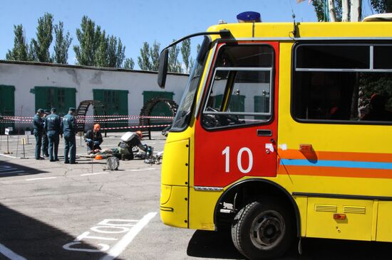 Fire tactics competition finals in Donetsk People's Republic