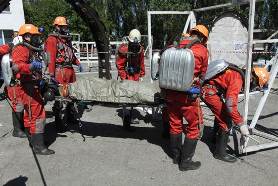 Fire tactics competition finals in Donetsk People's Republic