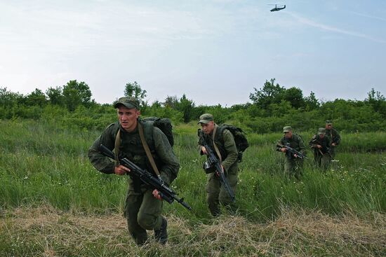 Special tactic drill in Southern Military District