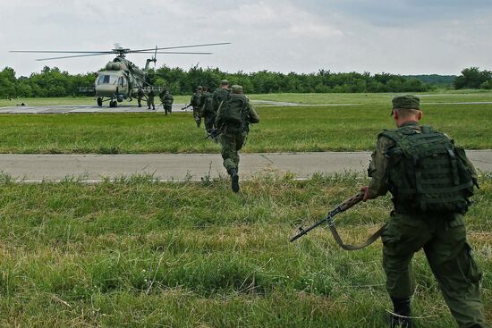 Special tactic drill in Southern Military District