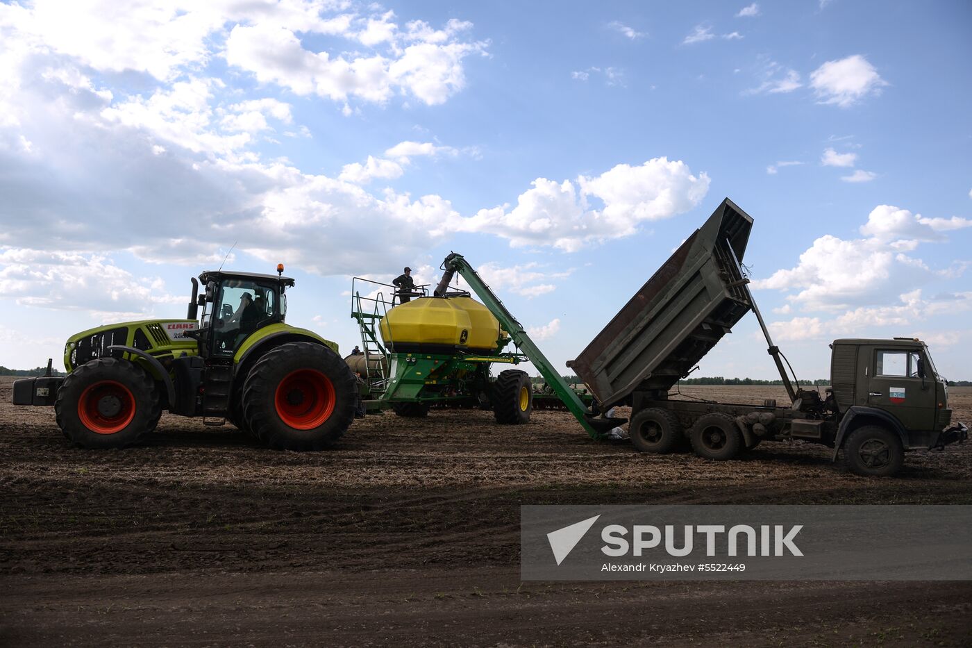 Spring sowing in Novosibirsk Region