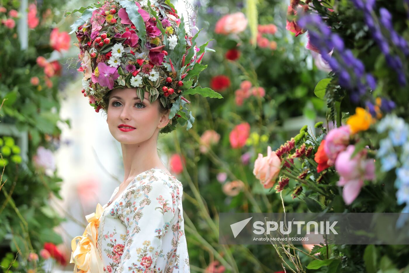 Flower festival on Nevsky Avenue in St.Petersburg