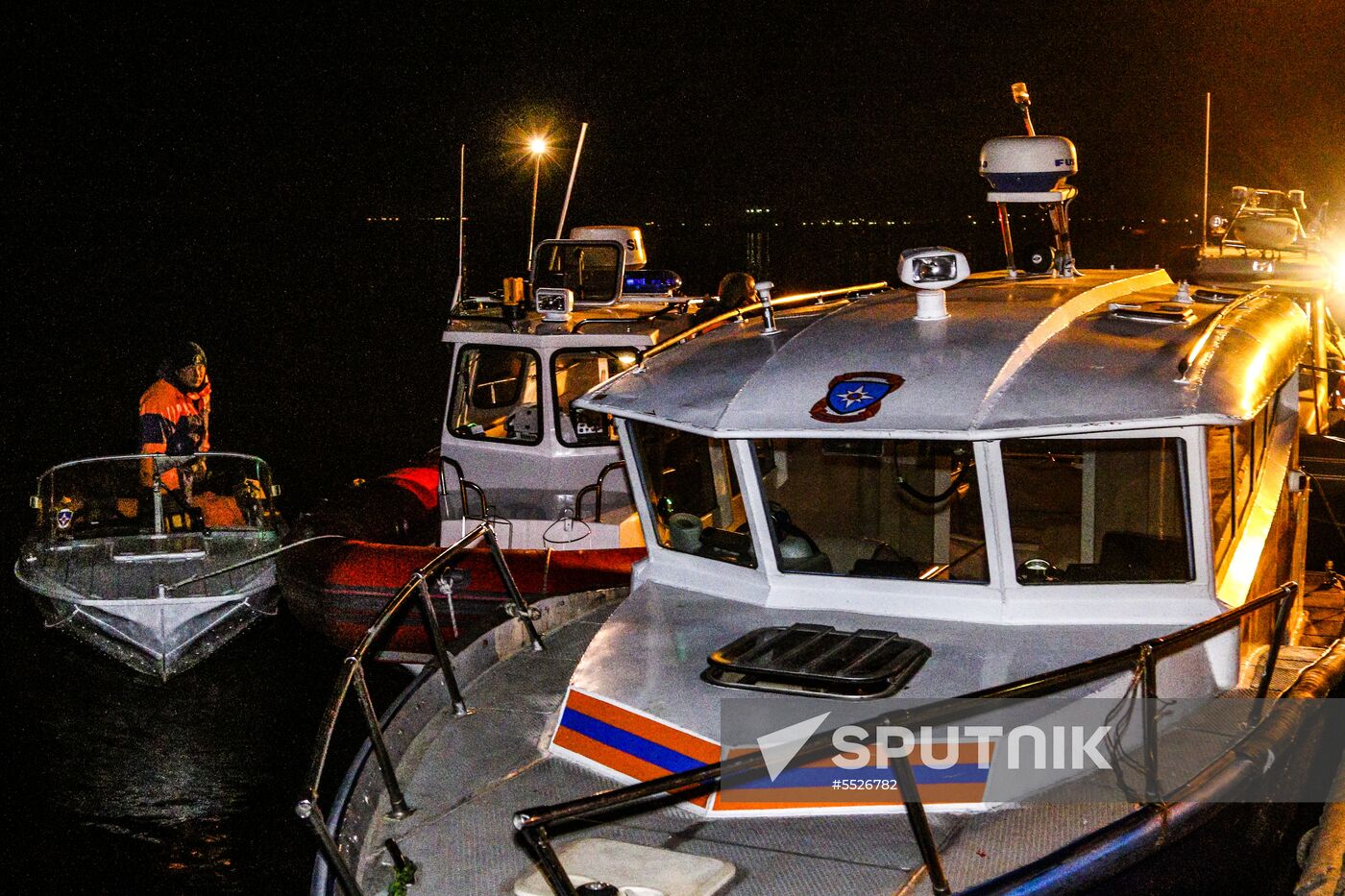 Catamaran collides with barge outside Volgograd