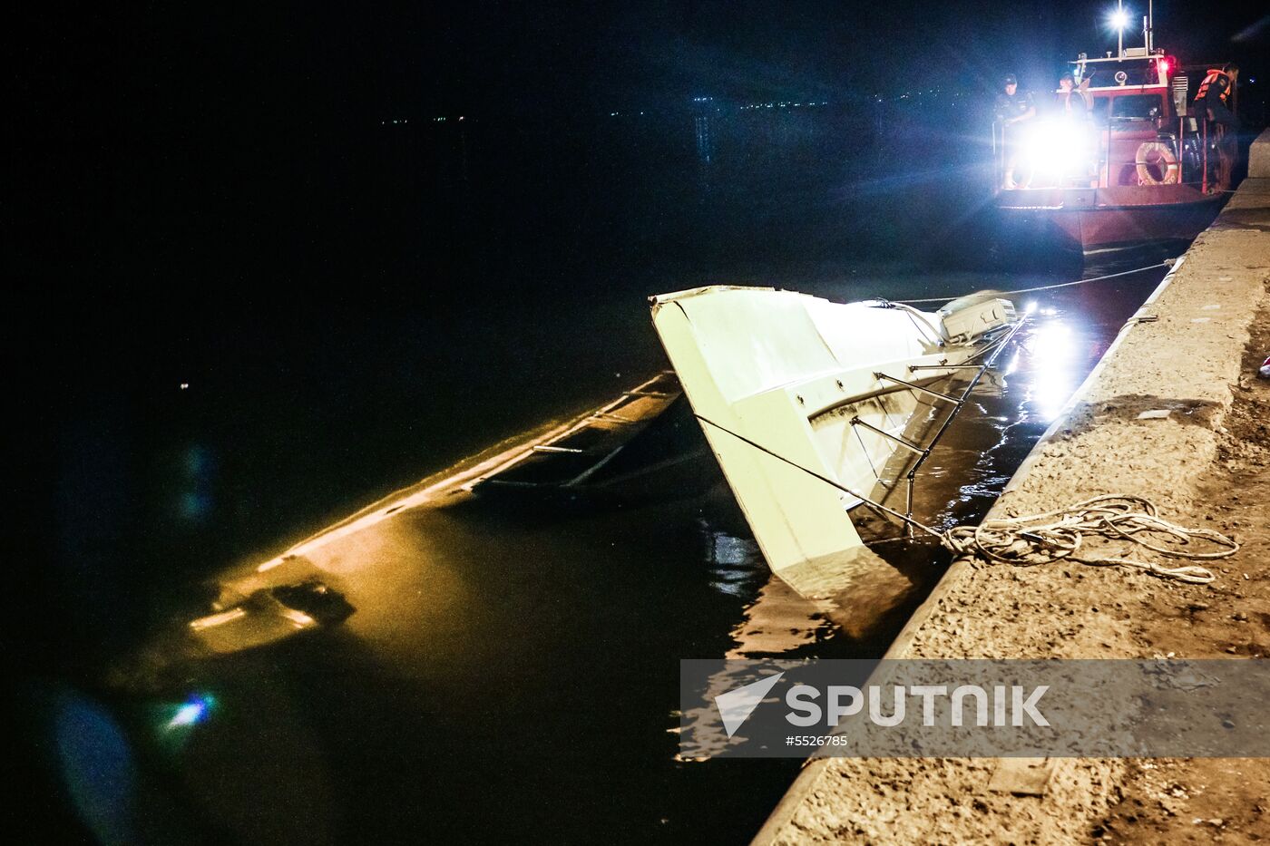 Catamaran collides with barge outside Volgograd