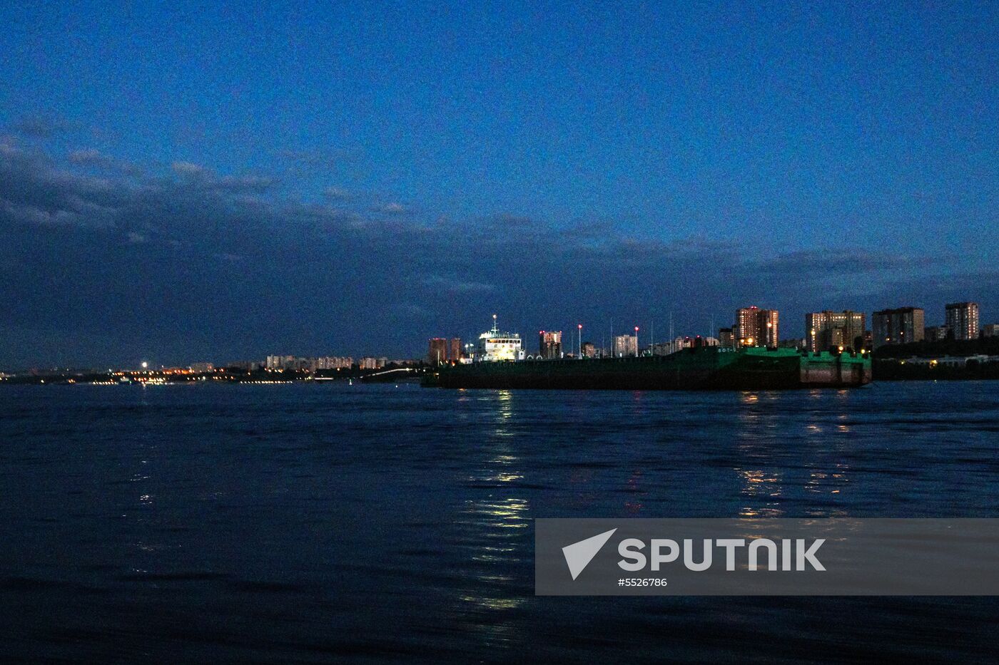 Catamaran collides with barge outside Volgograd