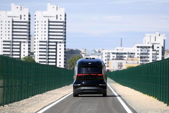Kamaz presents SHUTTLE unmanned electric bus