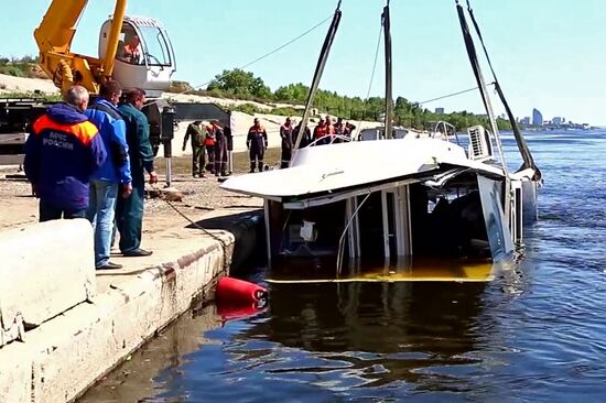 Catamaran collides with barge outside Volgograd