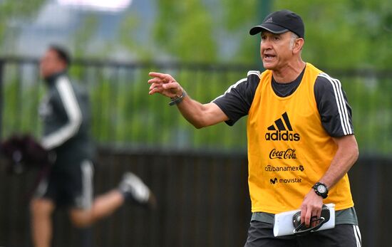 Russia World Cup Mexico Training
