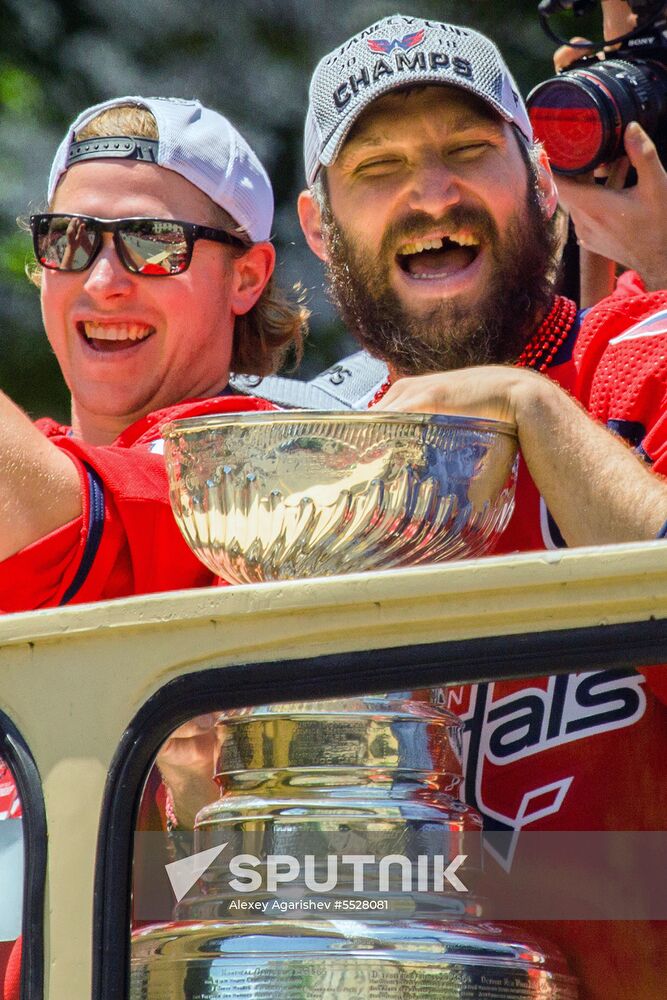 Washington Capitals captain Ovechkin with Stanley Cup