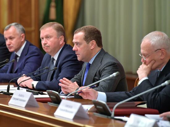 Prime ministers of Russia and Belarus at Union State Council of Ministers' meeting
