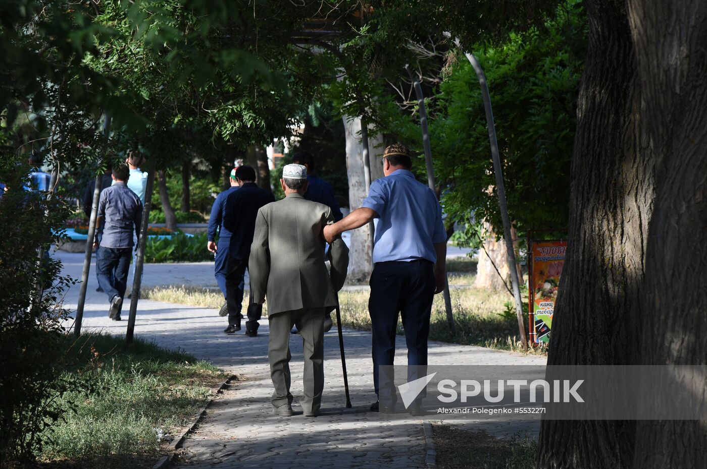 Residents of Yevpatoria